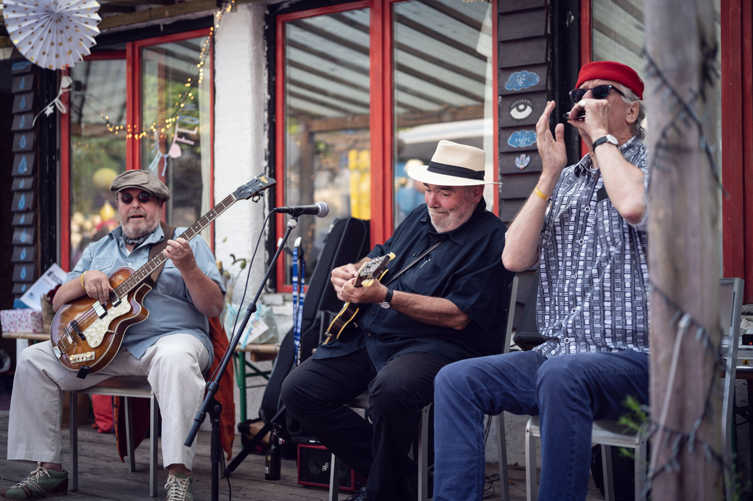 Blues Papas spielen bei einem Event